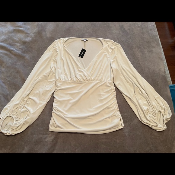 NWT Express Top - Picture 3 of 4